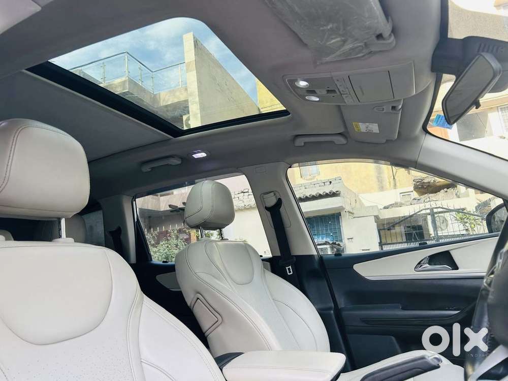 Mahindra Xuv700 2.0 Ax 7 Petrol At Str, 2021, Petrol