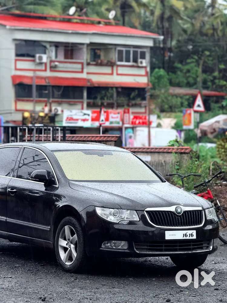 Skoda Superb 2013 Diesel Automatic  2nd Owner  Well Maintained