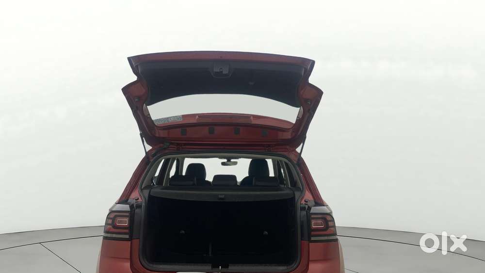 Volkswagen Taigun 1.0 Tsi Topline At, 2022, Petrol