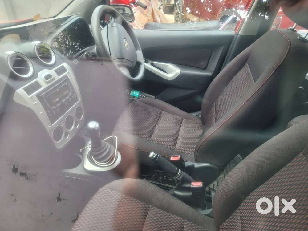 Ford Figo Diesel Zxi 2012