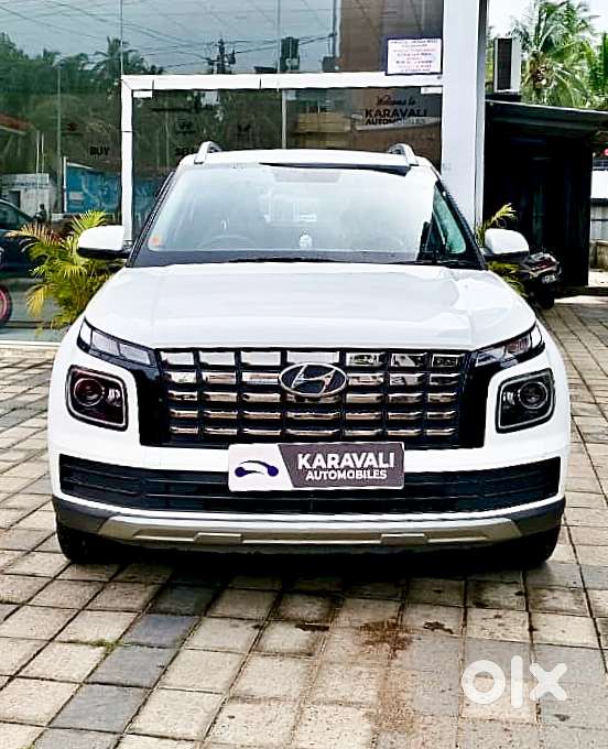 Hyundai Venue 1.2 S (o), 2022, Petrol