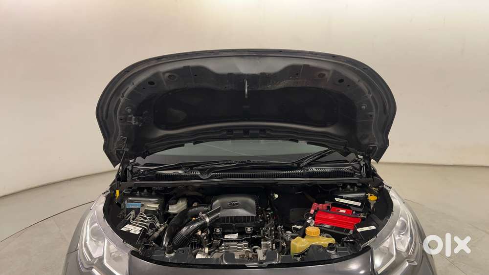 Tata Nexon 1.2 Revotron Xza Plus, 2020, Petrol