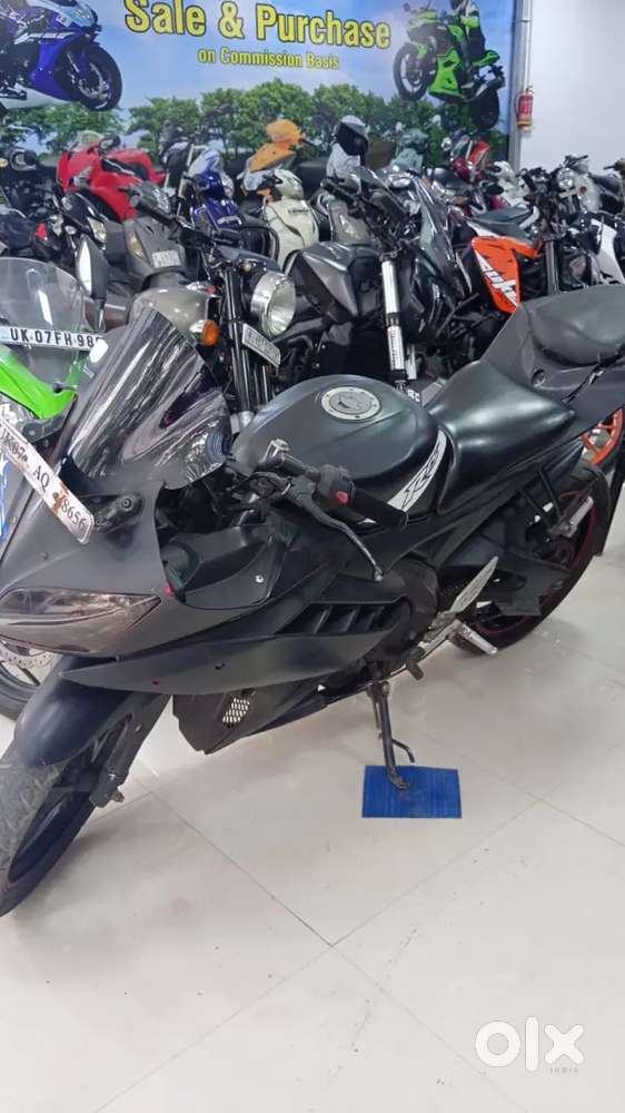 Yamaha R15v2 2015 model