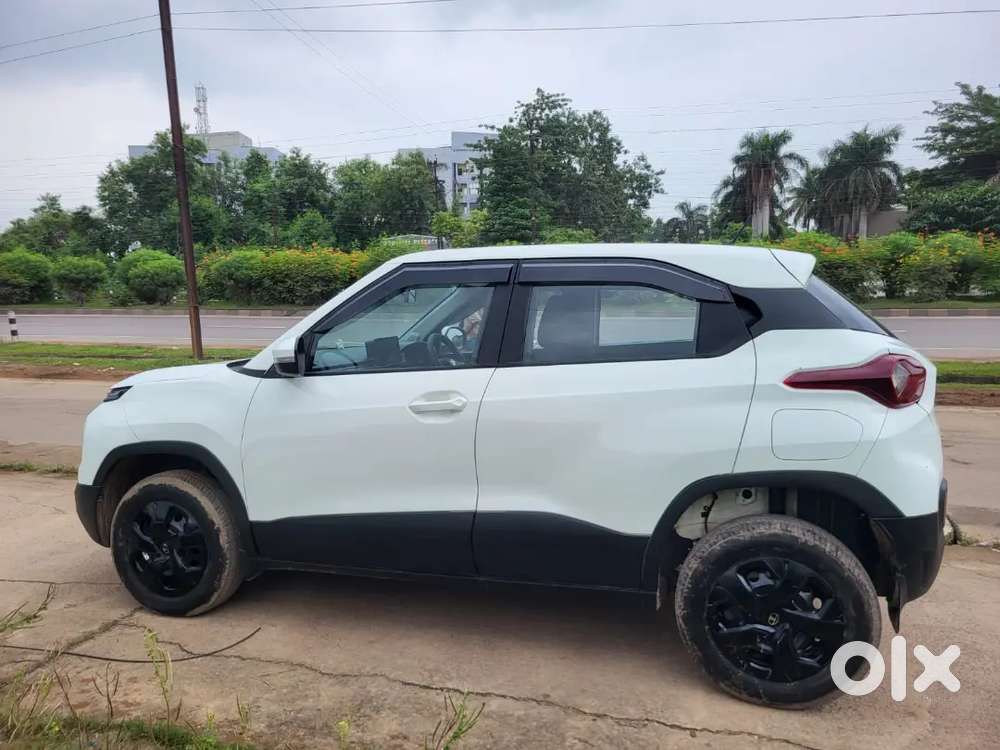 Tata Punch 1.2 Adventure 2025
