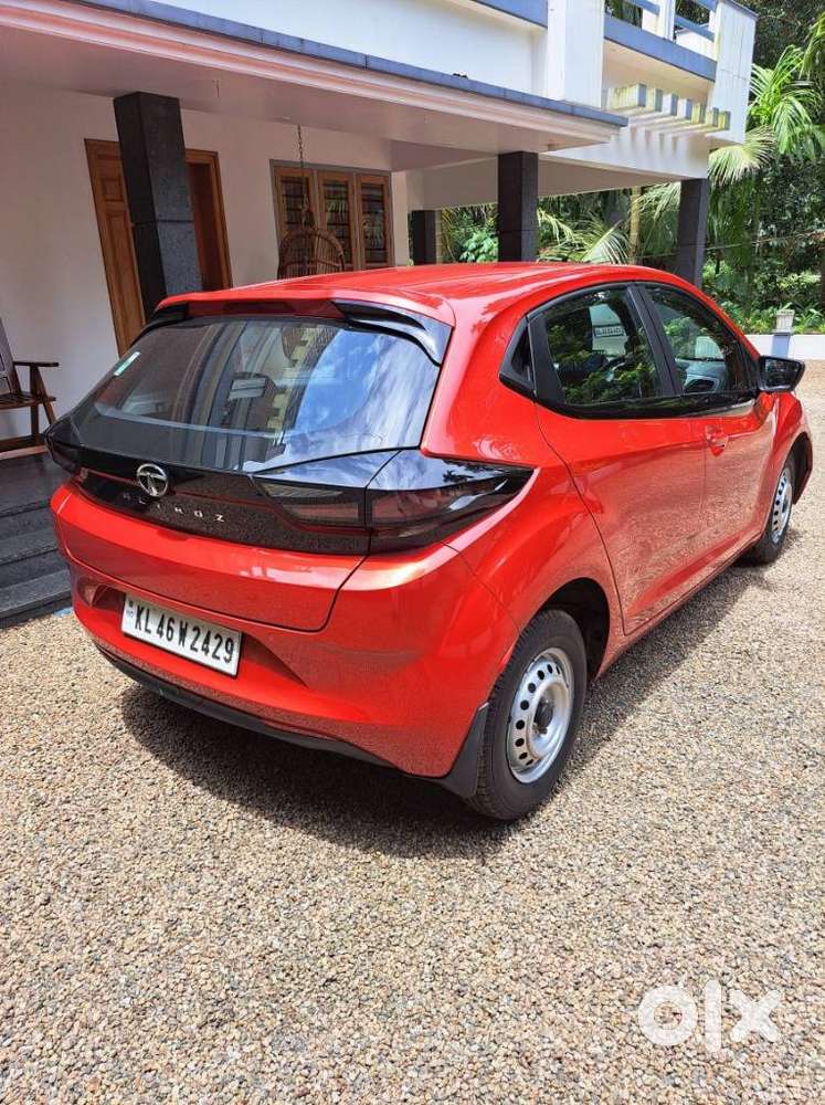 Tata Altroz, 2021, Petrol