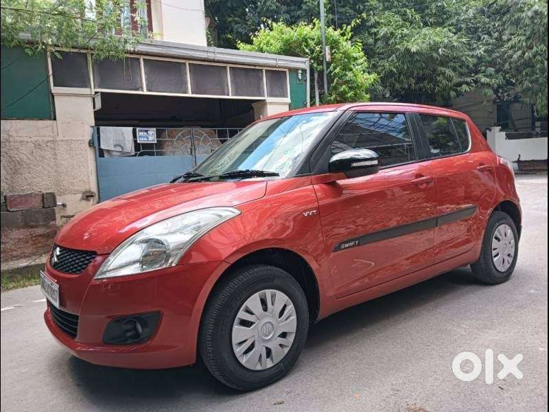 Maruti Suzuki Swift Vxi + Manual, 2013, Petrol