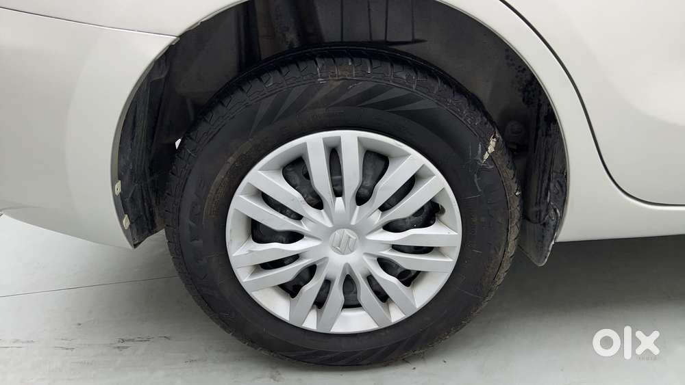 Maruti Suzuki Dzire 1.2 Vxi Amt, 2017, Petrol