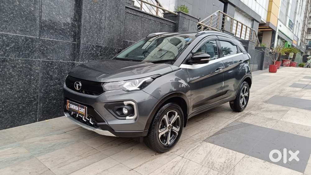 Tata Nexon 1.2 Revotron Xza Plus, 2023, Petrol