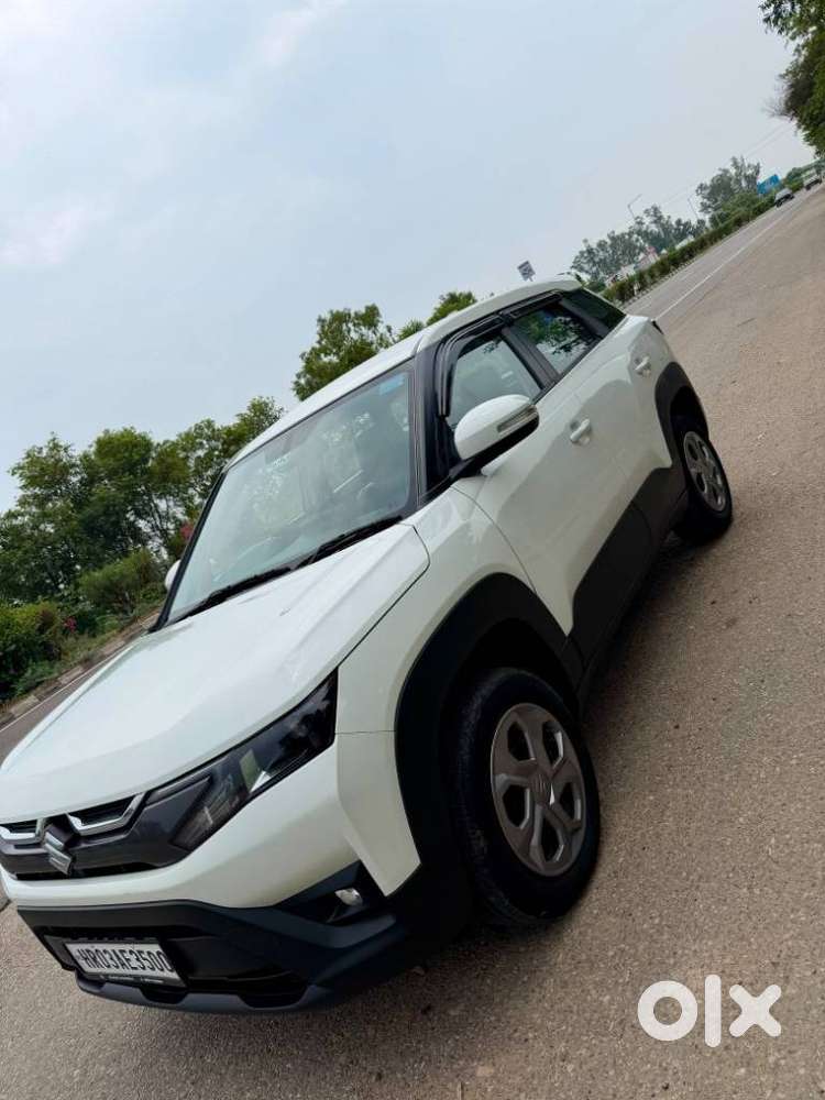 Maruti Suzuki Brezza 1.5 Vxi Smart Hybrid, 2025, Petrol