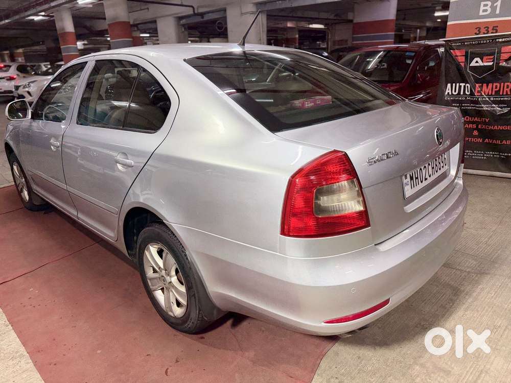 Skoda Laura 1.8 Tsi Ambiente, 2012, Petrol