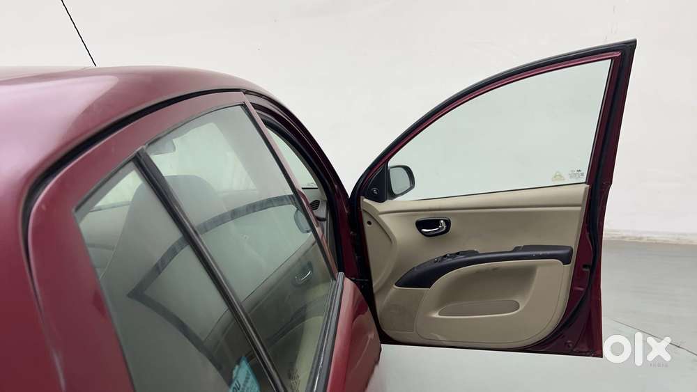 Hyundai I10 Sportz 1.1 Irde2, 2015, Petrol