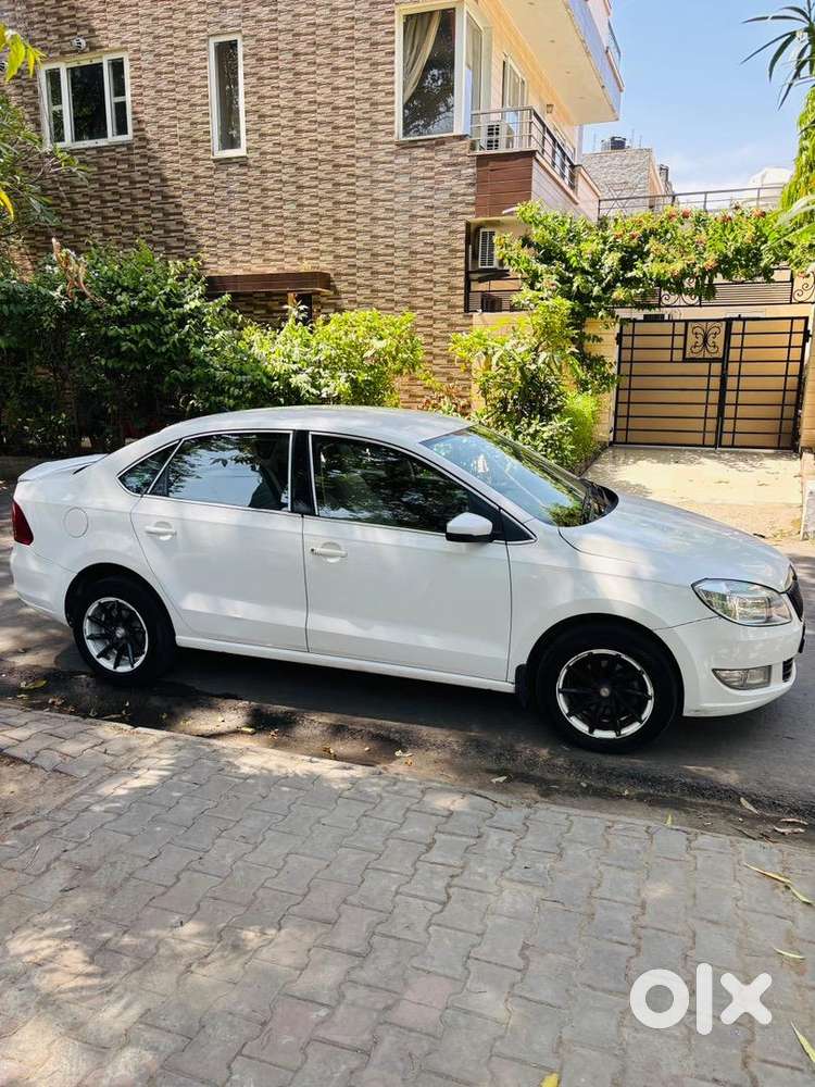 Skoda Rapid 2016 Petrol Well Maintained