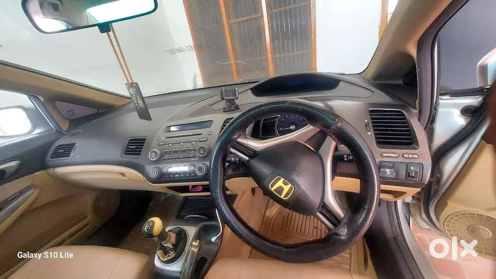 Passing 2027 Tak...90%  Tyer  2 Airbag Good Condition Cng