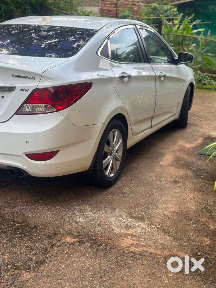White Verna Fluidic