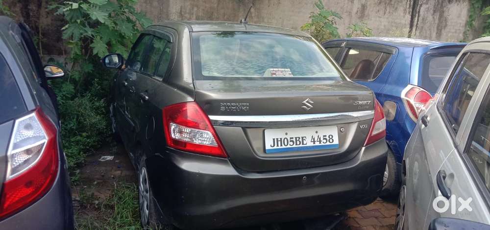 Maruti Suzuki Swift Dzire 1.2 Vxi Bsiv, 2015, Petrol