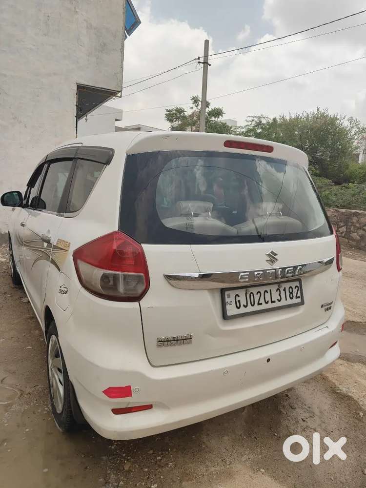 Maruti Suzuki Ertiga Vdi 2017 Hybrid