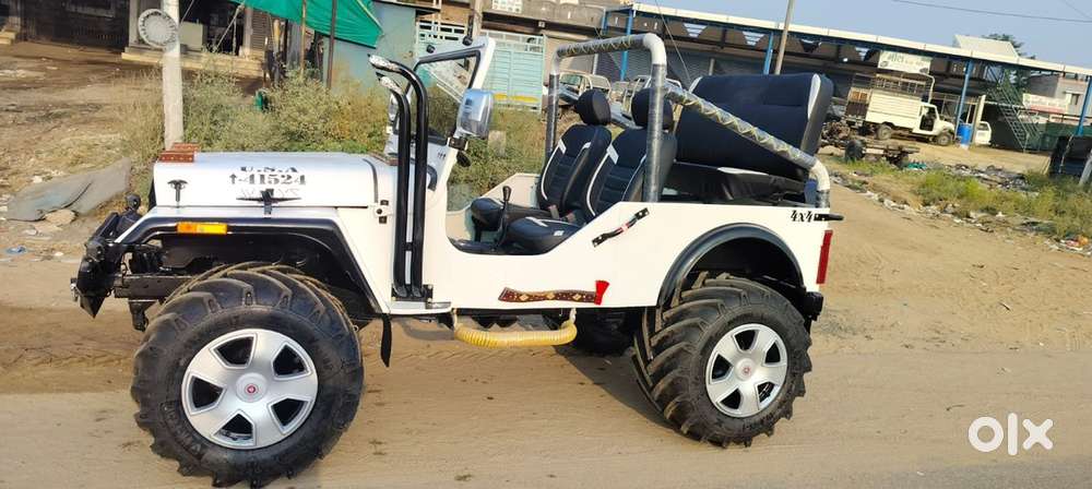 Mahindra Jeep Classic 2005