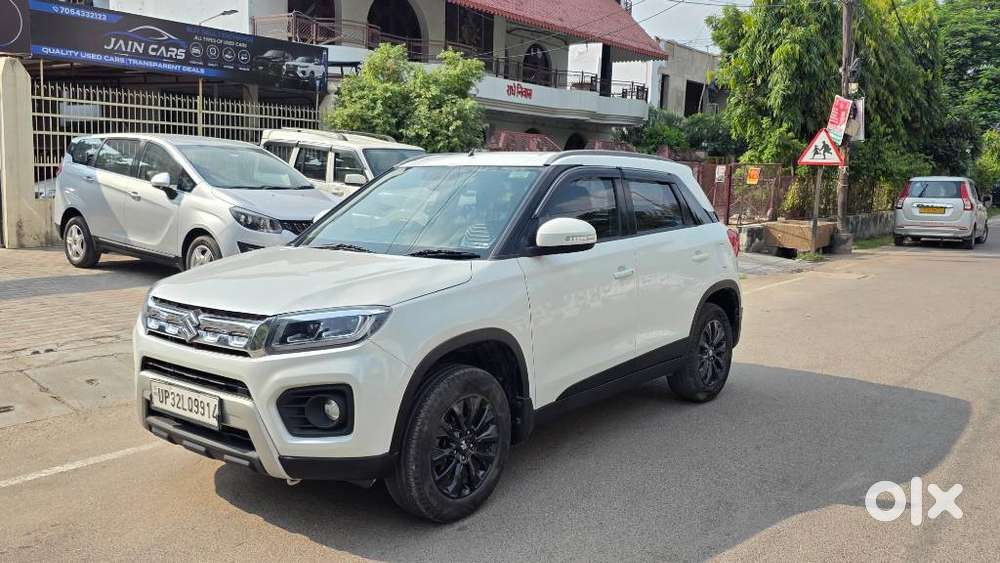 Maruti Suzuki Brezza 1.5 Zxi Smart Hybrid, 2020, Petrol