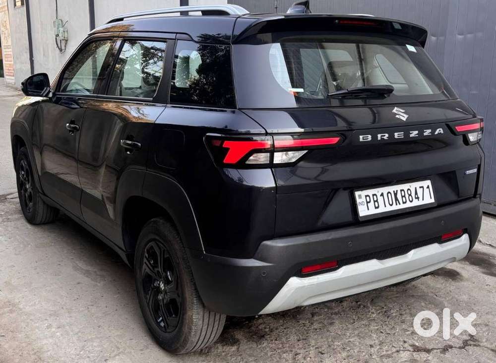 Maruti Suzuki Brezza, 2025, Petrol