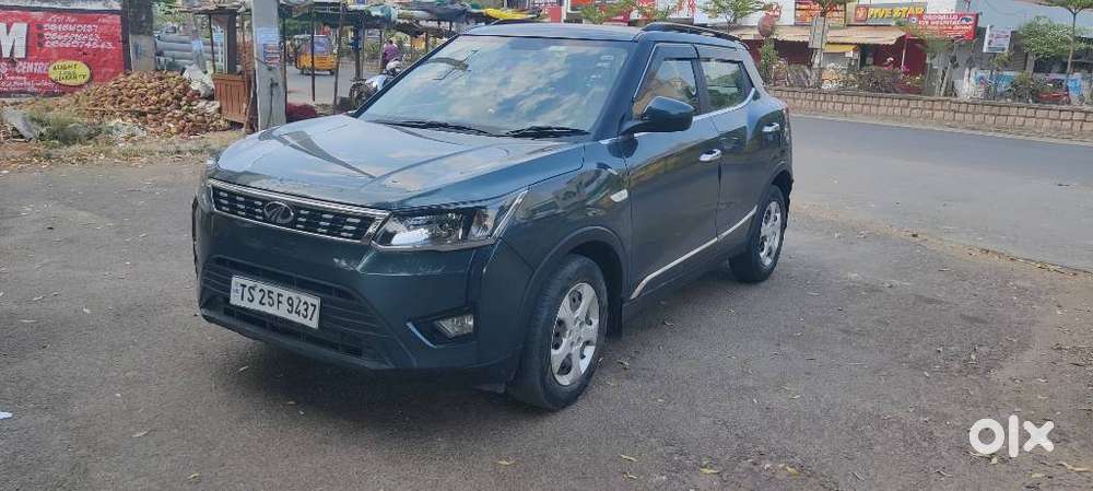 Mahindra Xuv300 W6, 2022, Petrol