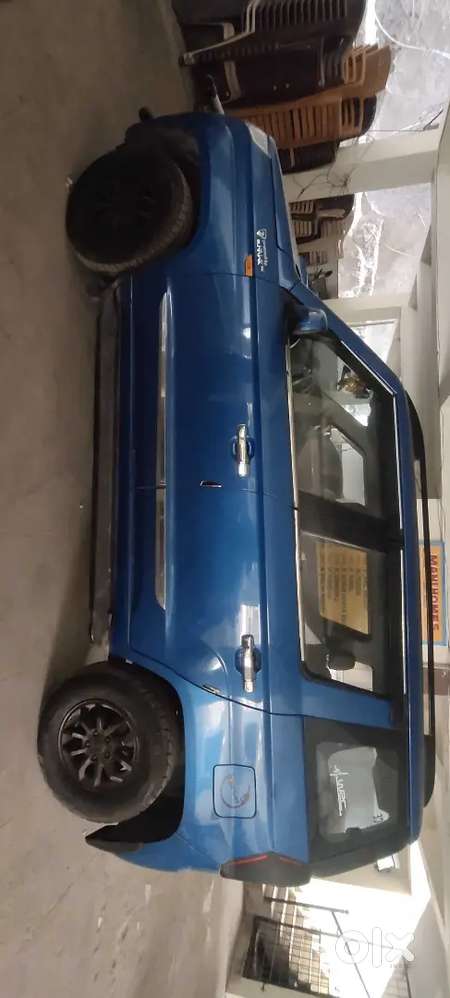 Mahindra Tuv 300 Automatic T8 Amt Topend Model,enginewarranty 500000km