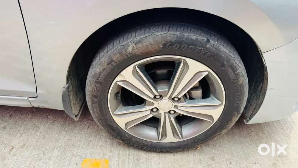 Hyundai Verna 1.6 Sx Vtvt (o) At, 2018, Petrol