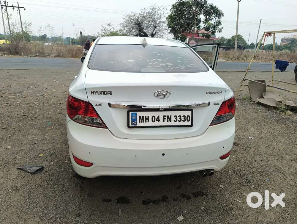 Hyundai Verna 2012 Petrol 150000 Km Driven