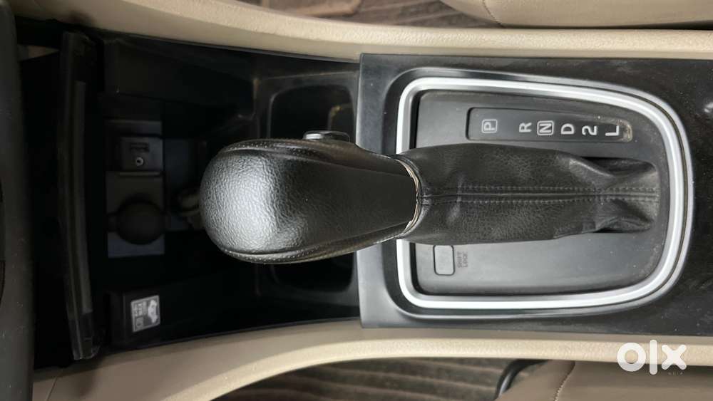 Maruti Suzuki Ciaz 1.5 Alpha Shvs Petrol, 2019, Petrol