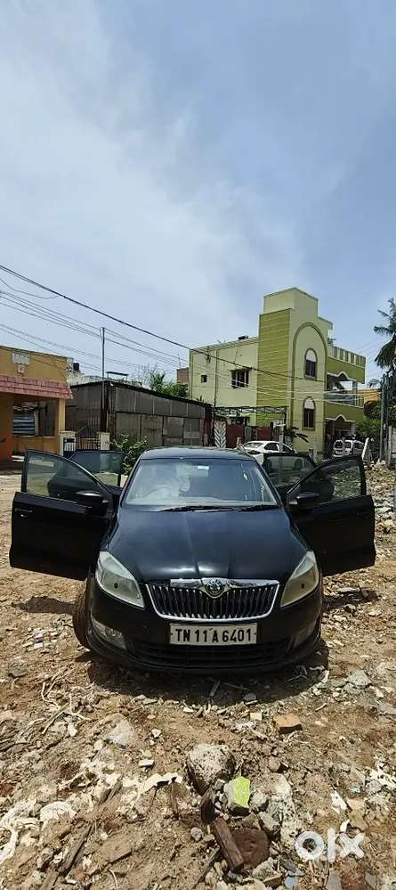 Skoda Rapid 1.0 Tsi 2012