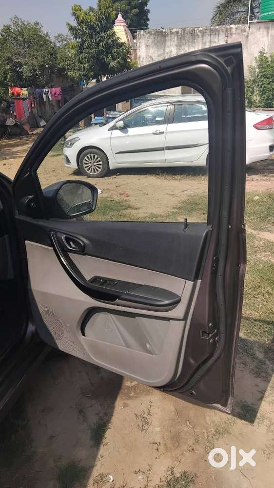 Tata Tiago 1.2 Revotron Xt (o), 2019, Petrol