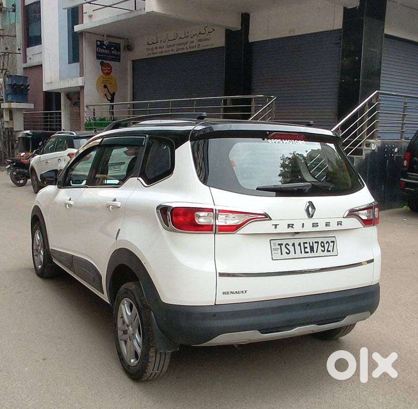 Renault Triber Rxz, 2022, Petrol