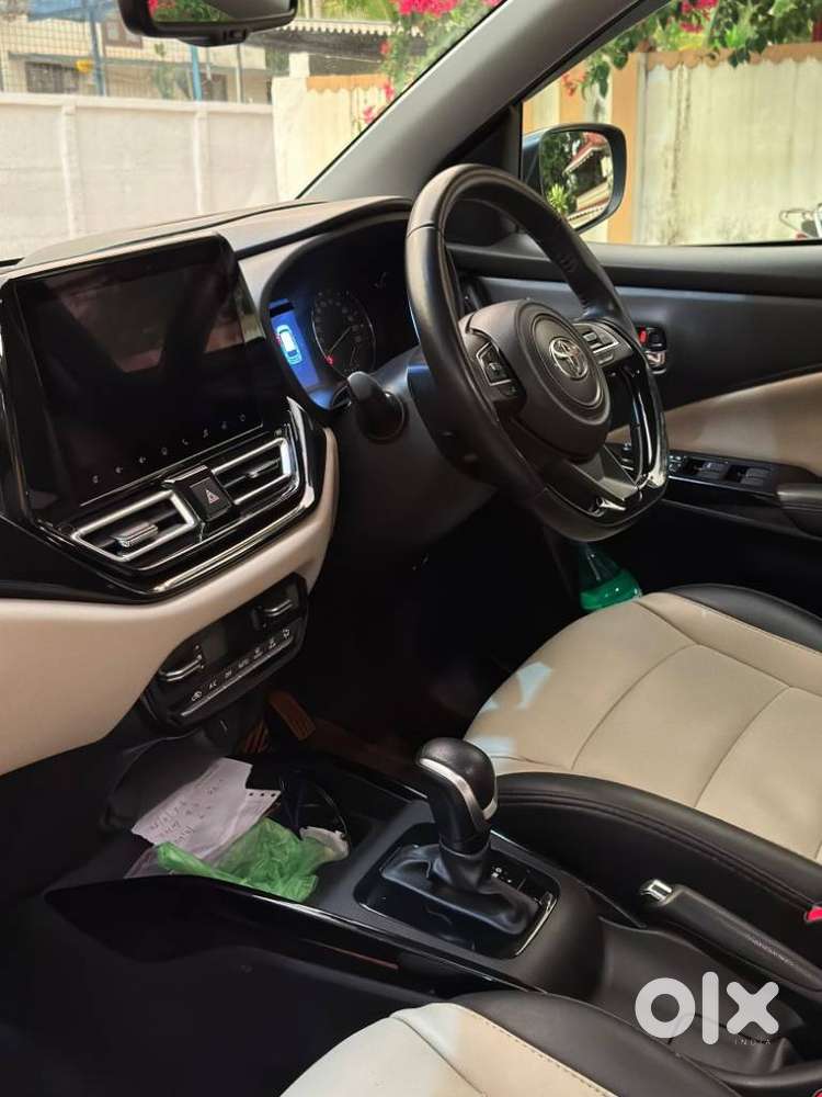 Toyota Glanza 1.2 V Amt, 2023, Petrol