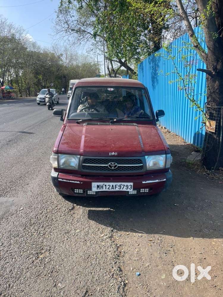 Toyota Qualis 2000 Diesel Well Maintained