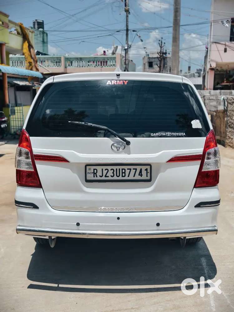 Toyota Innova 2014 Noc Available In Vellore Rto