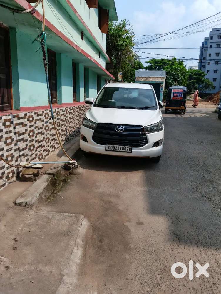 Toyota Innova Crysta 2018