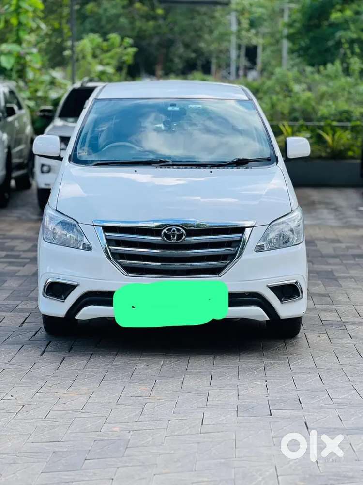 Toyota Innova Diesel 2012