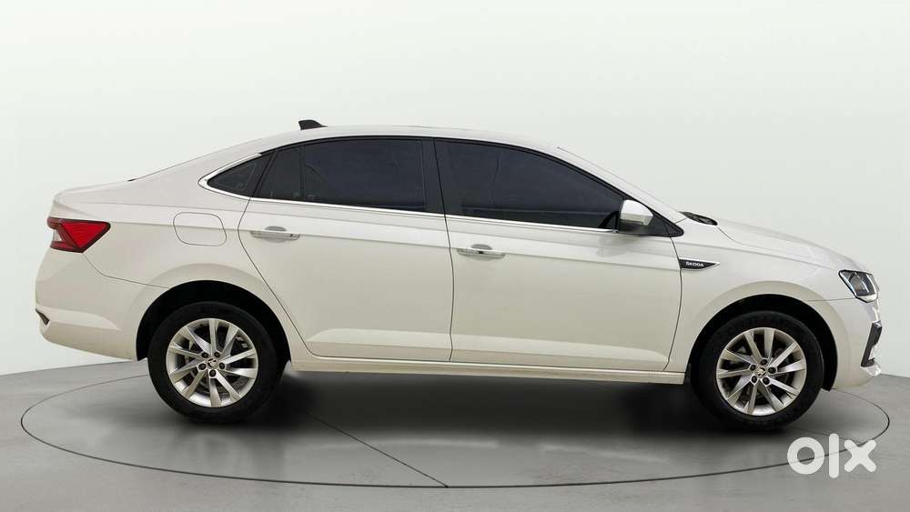 Skoda Slavia 1.0 Ambition Tsi At, 2023, Petrol