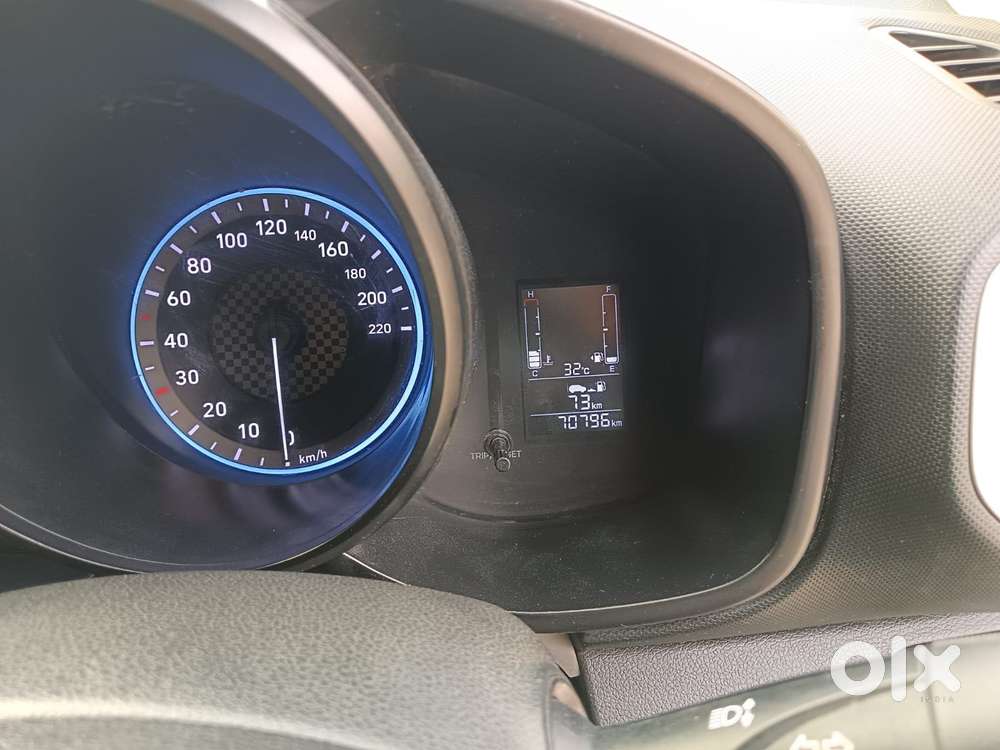 Hyundai Venue 1.2 S Plus, 2020, Petrol