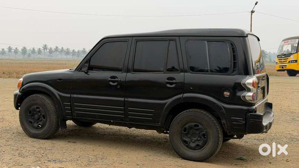 Mahindra Scorpio 2008 Diesel 100000 Km Driven