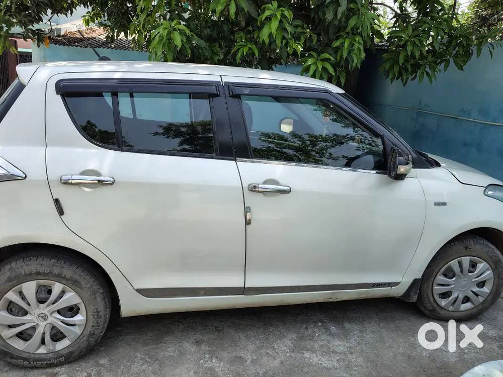 Maruti Suzuki Swift 2017 Diesel 76000 Km Driven
