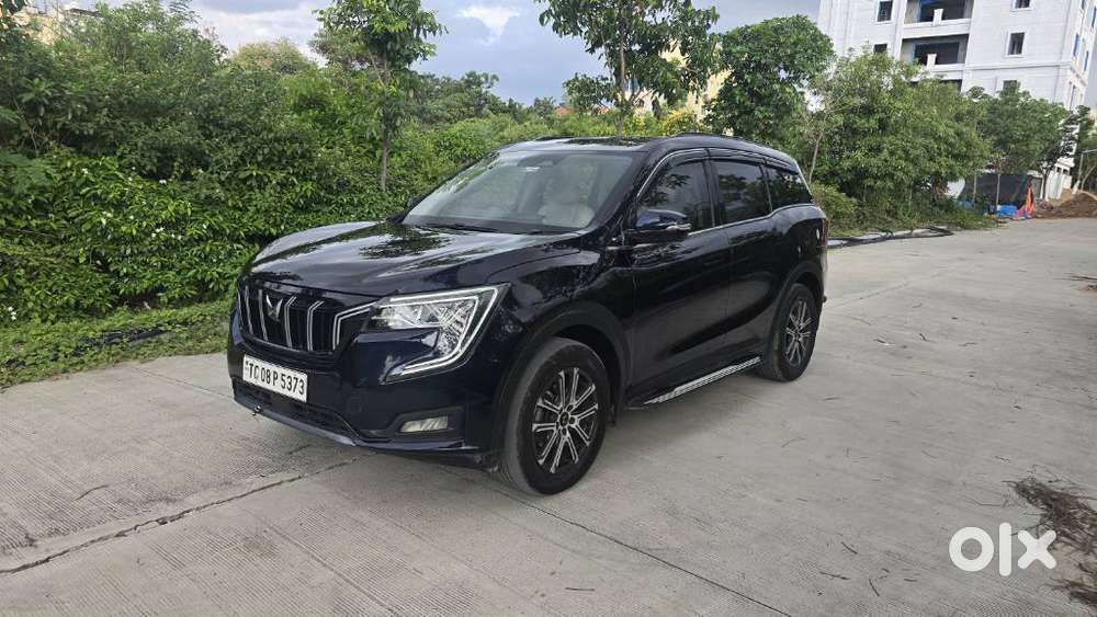 Mahindra Xuv700 2.0 Ax 7 Petrol Mt Str, 2024, Petrol
