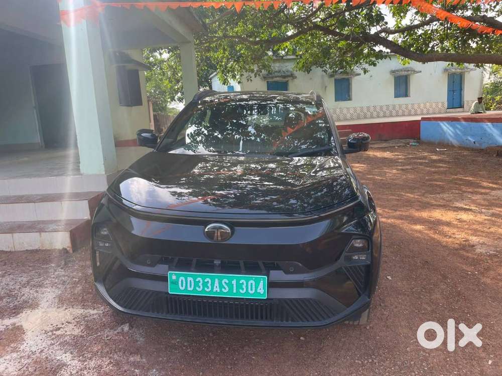 Tata Nexon Ev Empowered 45 Red Dark Edition, Top Model