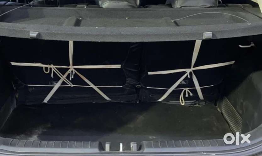 Hyundai Venue Sx(o) 1.0 Turbo Dct Knight Edition, 2023, Petrol