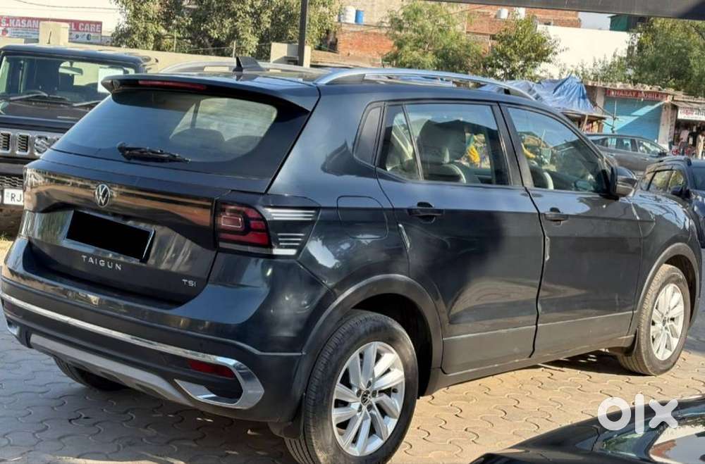 Volkswagen Taigun 1.0 Tsi Highline At, 2022, Petrol