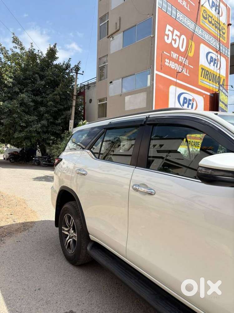 Toyota Fortuner 4X2 AT 2.8 Diesel, 2021, Diesel