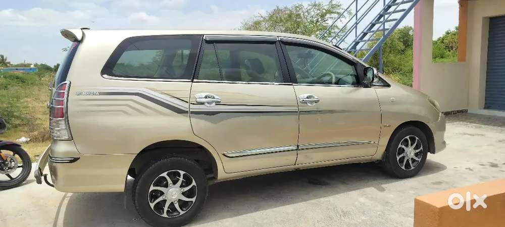 Toyota Innova 2010, 2nd Owner