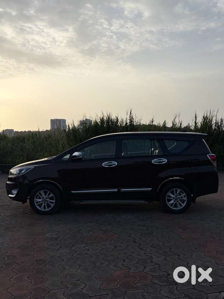 Toyota Innova Crysta 2.4 Gx Mt, 2016, Diesel