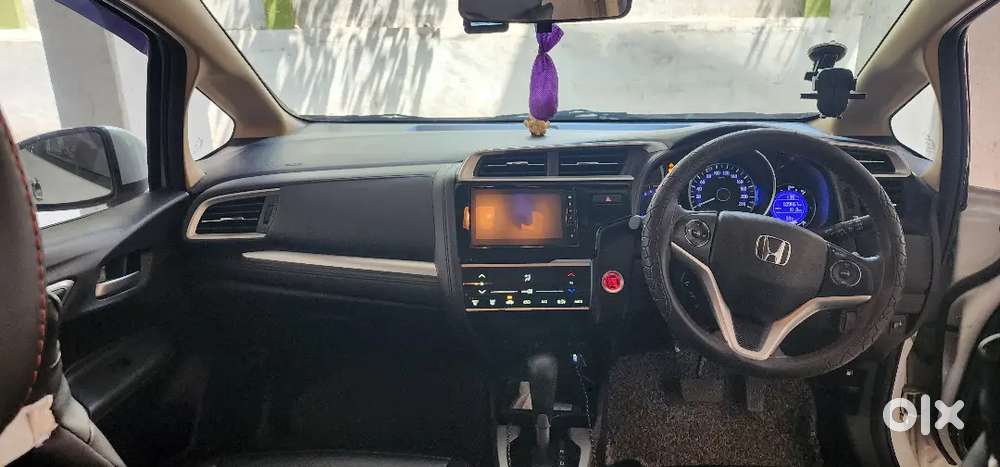 Non-negotiable - Honda Jazz 2021 Petrol 9920 Km Driven