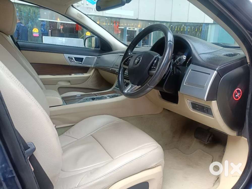 Jaguar Xf, 2015, Petrol