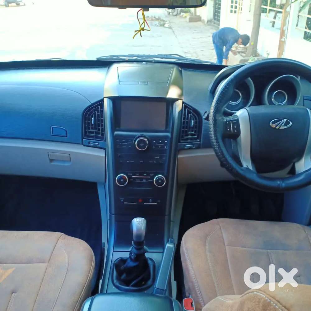 Xuv500 W6 Well Maintain And Very Good Condition